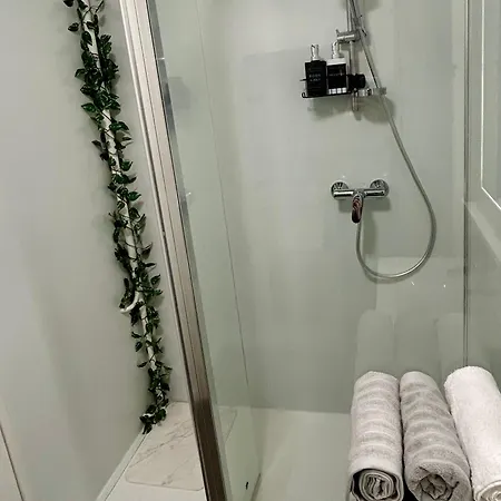 Cocon Cosy Verdoyant - Private Parking Apartamento *