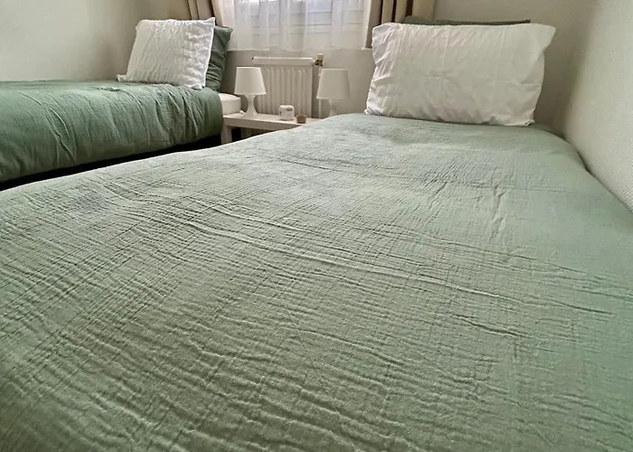 公寓 Cocon Cosy Verdoyant - Free Private Parking, Breakfast, Wifi, Netflix *